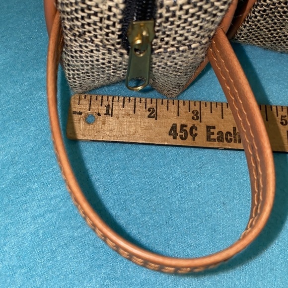 SAKS FIFTH AVENUE Travel bag and toiletry case tweedy texture lined inside both - Picture 13 of 13